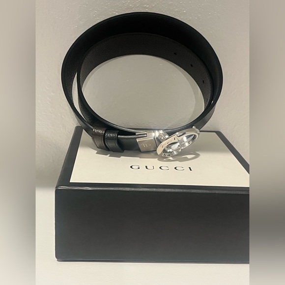 Brand New Reversible Gucci Black & Brown Leather Belt with interlocking G buckle